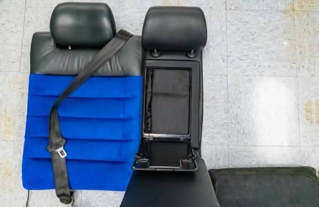 2000-2002 Audi B5 S4 Sport Interior Complete Set – Black Leather with Blue Alcantara Inserts